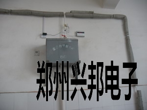 沟槽式厕所节水器在郑州二七区长江东路小学安装现场